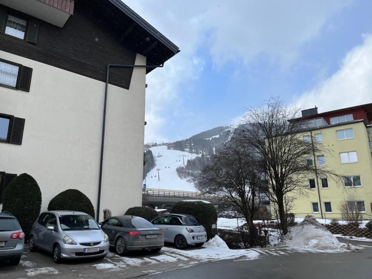 Modernes 4Er Apartment In Skilift-Naehe Zell am See Ngoại thất bức ảnh
